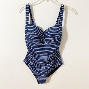 Niptuck Swim Slimming One Piece Striped Swim Bathing Suit Rushing Details 🟦⬜️